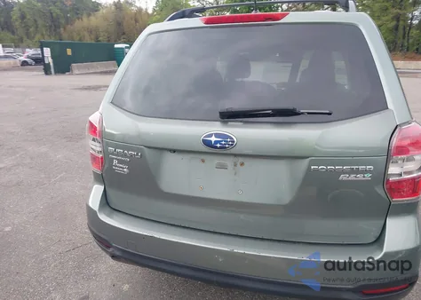 2015 Subaru Forester 2.5I Premium z USA, uszkodzony, nr VIN JF2SJADC0FH480715